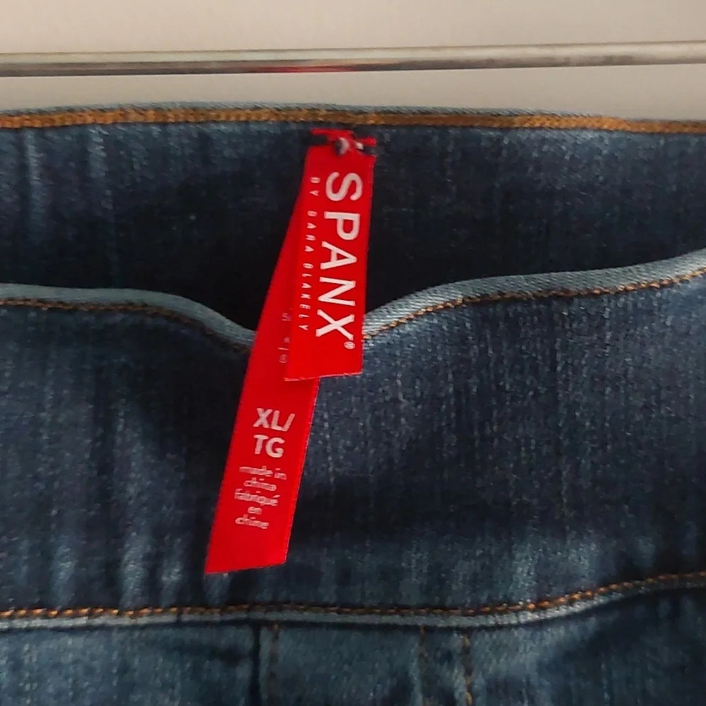 Spanx Pull-on Ankle Skinny Jeans Size XL Euc - Picture 6 of 9